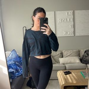 Olivacious Cropped Pullover